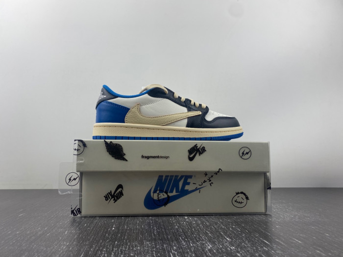 KIDS Fragment Design x Travis Scott x Air Jordan 1 Retro Low DM7866-140