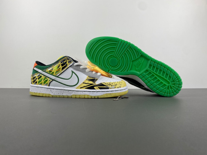 The University of Oregon x Nike Dunk Low "What The Ducks of a Feather HV1454-100
