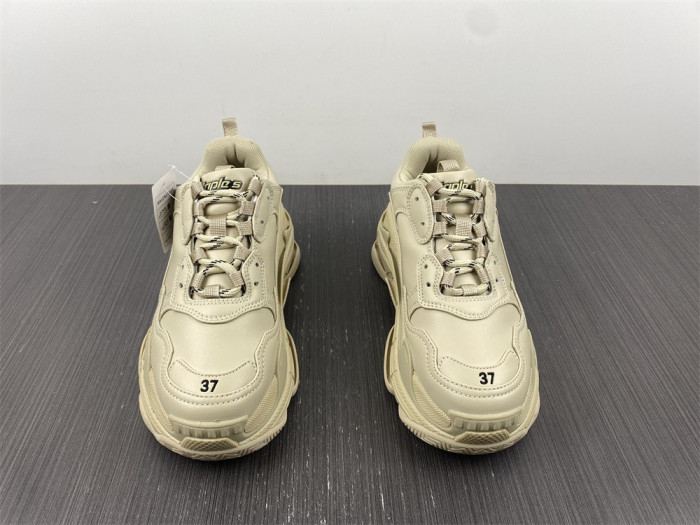 blcg triple. s. trainers ad202240266