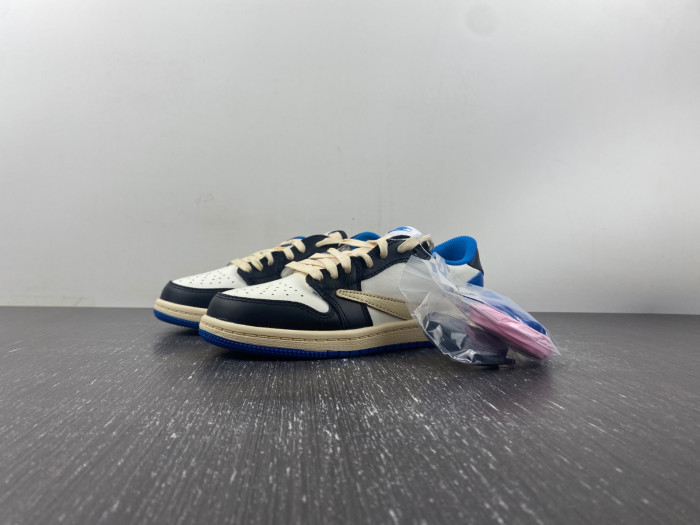 KIDS Fragment Design x Travis Scott x Air Jordan 1 Retro Low DM7866-140