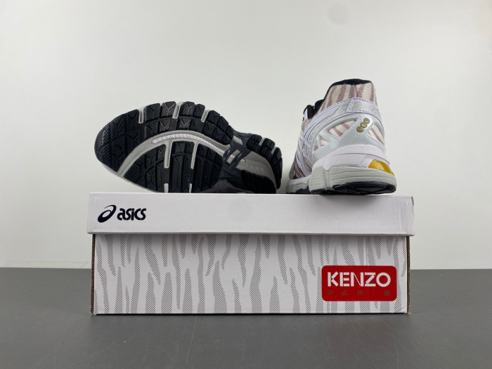As*ic*s kenzo x gel kayano 20