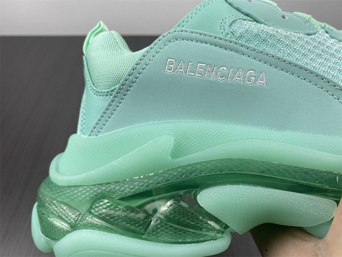 blcg triple s - w2ga1 4509