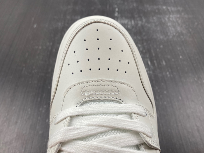 OFW SNEAKERS GY036