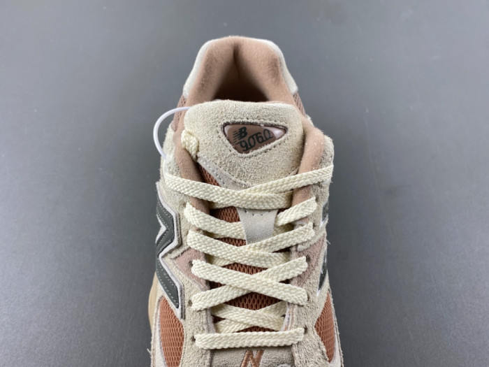 New Balance 9060 Flat Taupe Light Sparrow U9060CWF