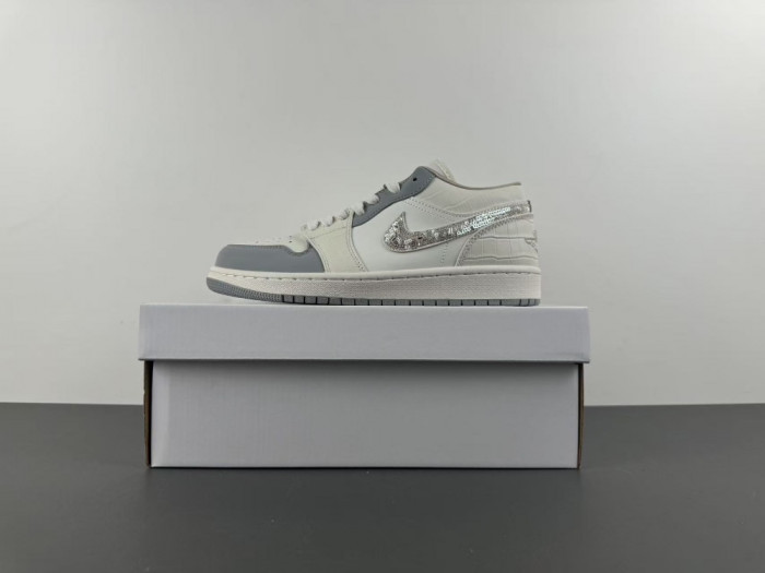 Jordan 1 Low Sail Soft Pearl IH7323-100