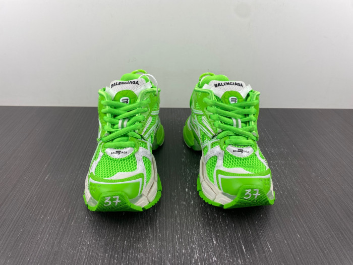 blcg runner sneaker bm5623-013
