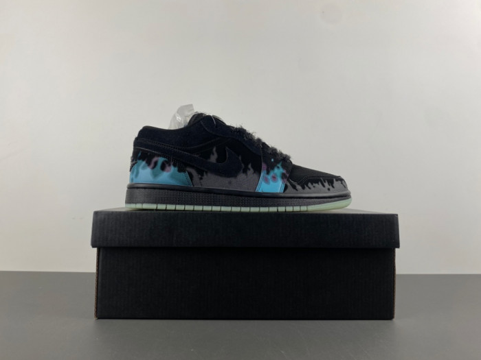 Air Jordan 1 Low “Fortune Fly” HQ3442-001
