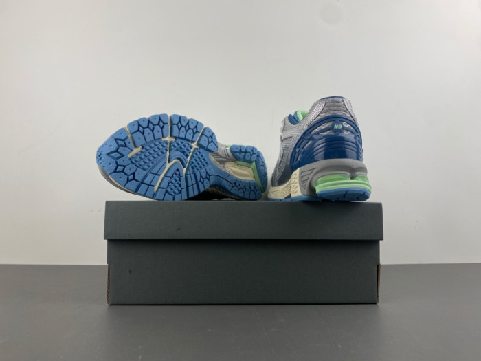 New Balance 1906R Still Water Lab Green U1906RCR