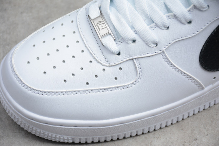 NIKE SUPREME AIR FORCE 1 ONE HIGH HI WHITE WORLD FAMOUS 698696-100