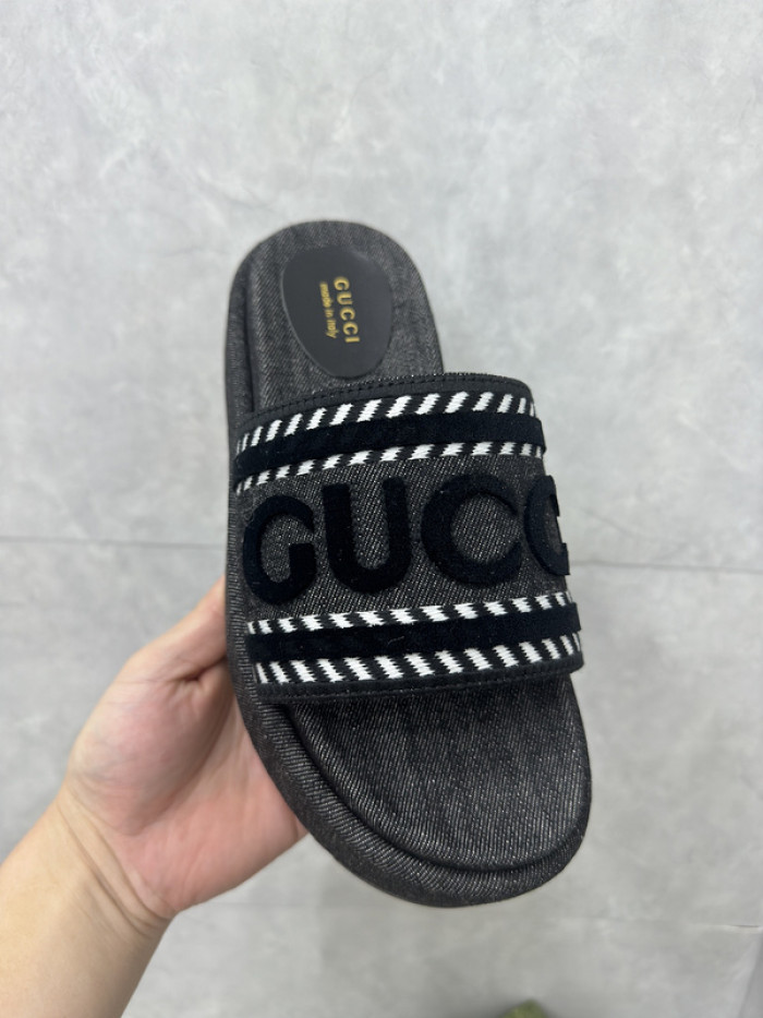 GUCC SLIPPERS GU568-107