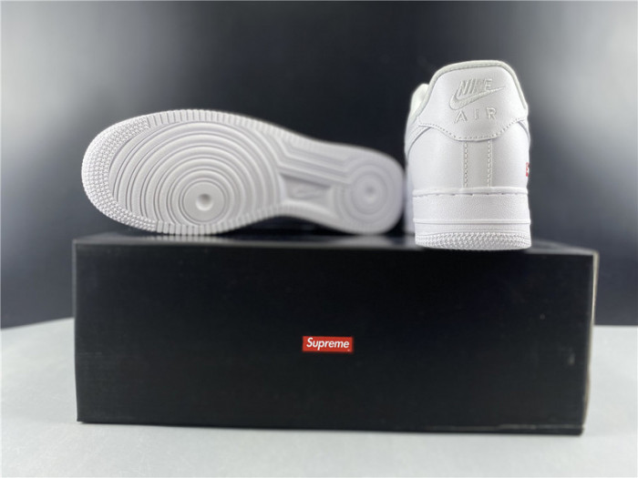 Supreme x Nike Air Force 1 Low White CU9225-100
