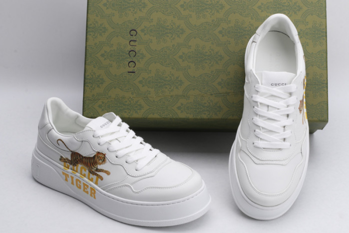 GUCC LOW-TOP SCREENER GG SNEAKER GU5892047