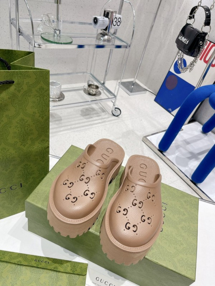 gucc slippers
