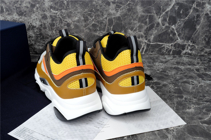 D10R B22 TRAINER SNEAKER