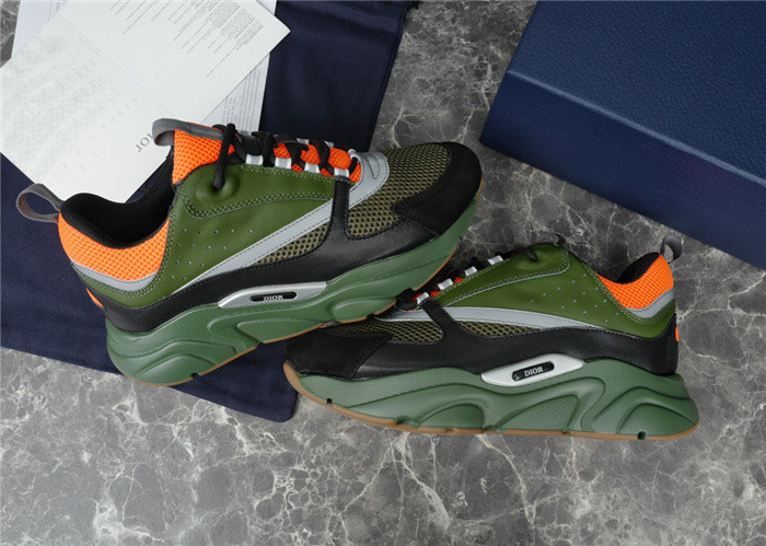 D10R B22 TRAINER SNEAKER