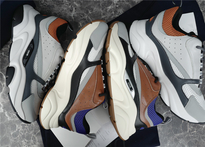 D10R B22 TRAINER SNEAKER