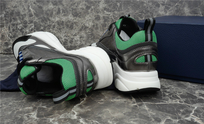 D10R B22 TRAINER SNEAKER