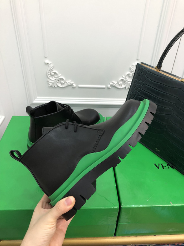 Bo*te*ga ve*ne*ta sneaker