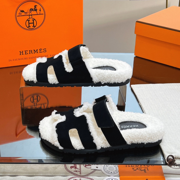 He*mes Slide CU526-2124