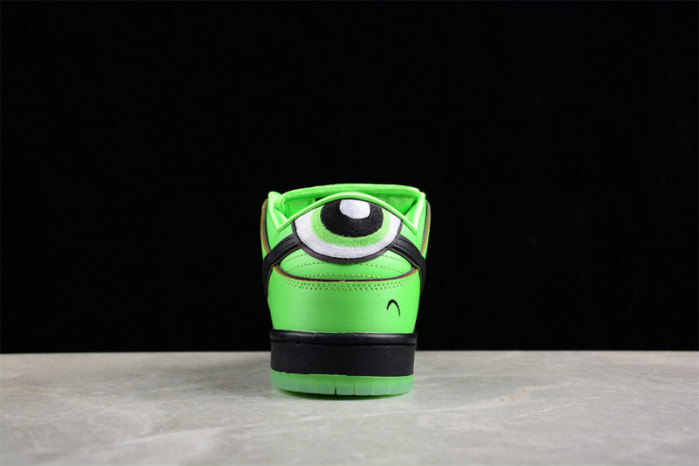 the powerpuff girls x nike dunk low pro sb qs 