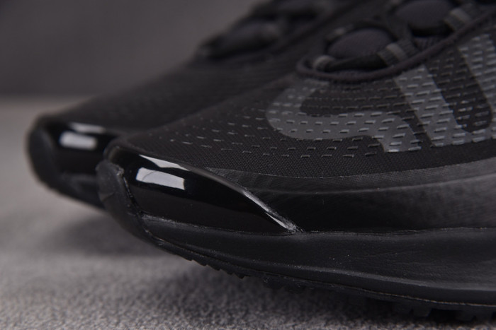 Supreme x Nike Air Max DN 