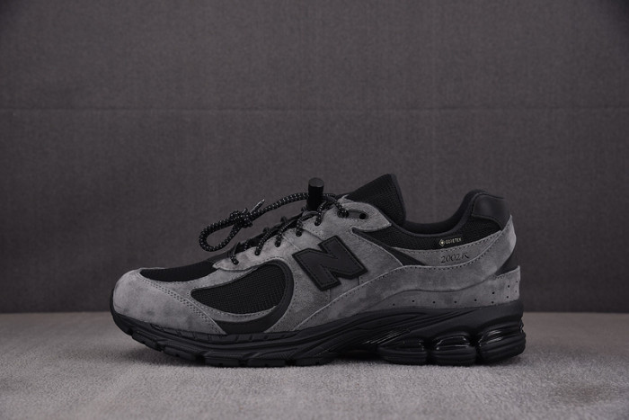 New Balance JJJJound x 2002R GORE-TEX ''Charcoal'' M2002RXZ