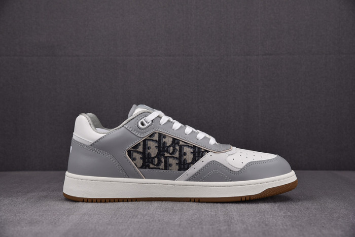 D10R B27 SNEAKERS
