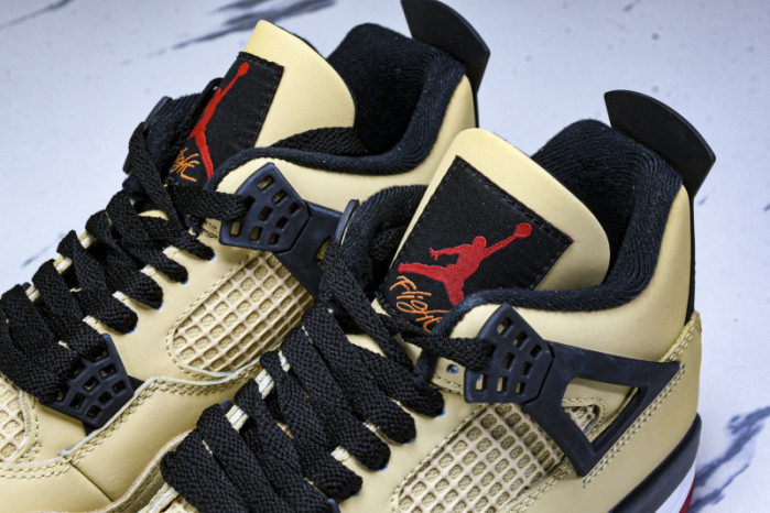 Air Jordan 4 Retro 