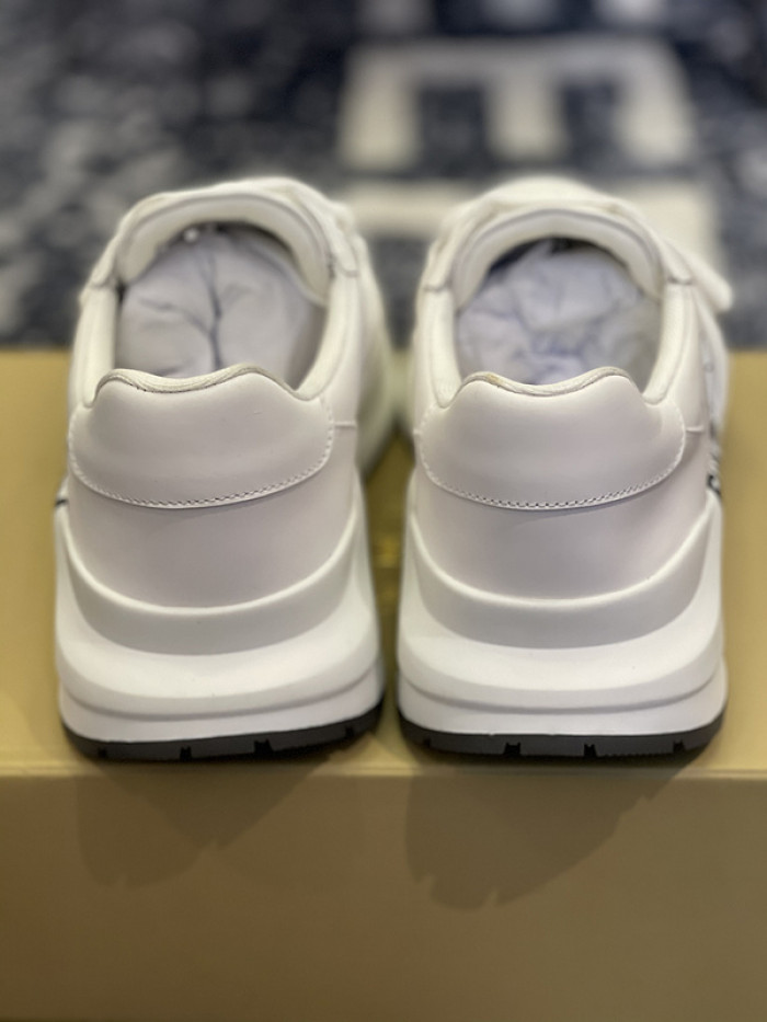 bby sneaker by0062