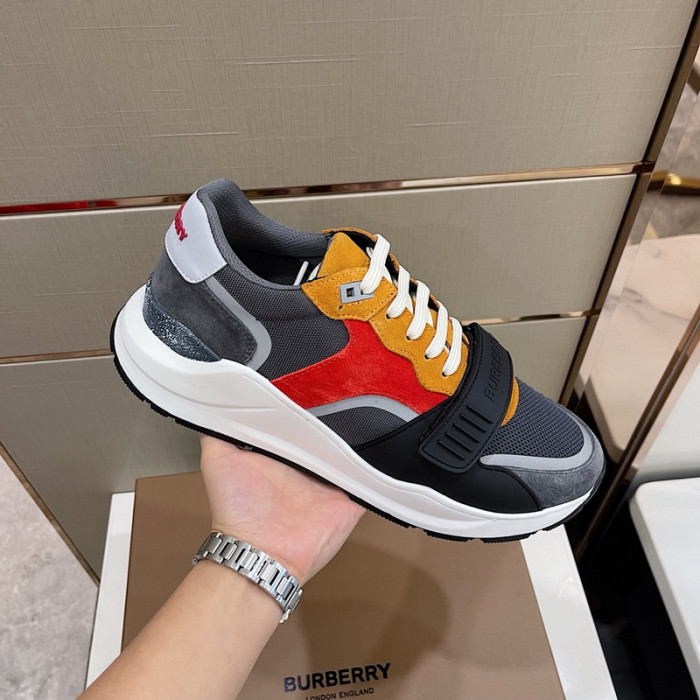 bby sneaker