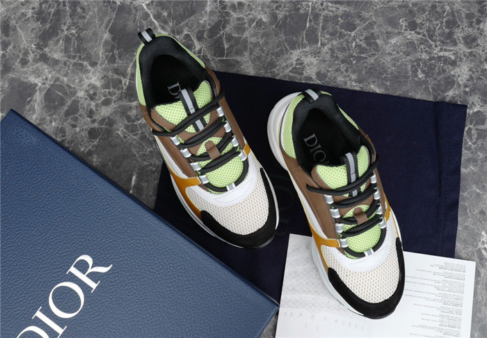D10R B22 TRAINER SNEAKER