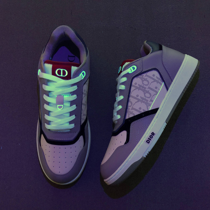 D10R B27 SNEAKERS
