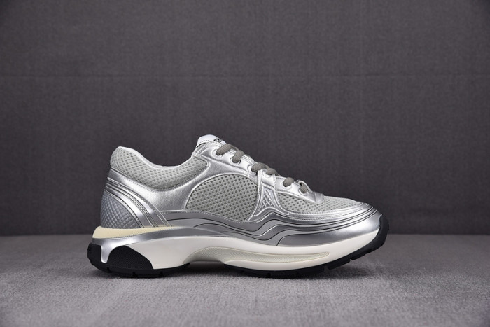 CHANE1 SNEAKER