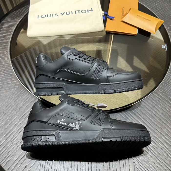 1V SNEAKERS 1V0425-135