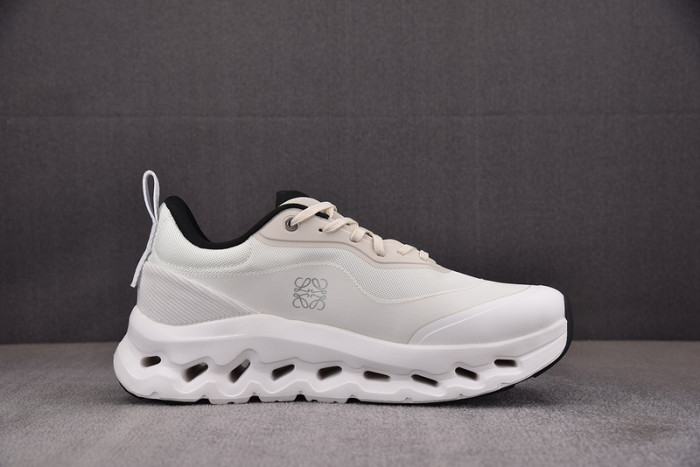 L0EWE SNEAKERS T0425-087
