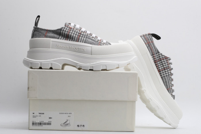 ALEXANDER MCQUEEN SNEAKERS MU5823-0056