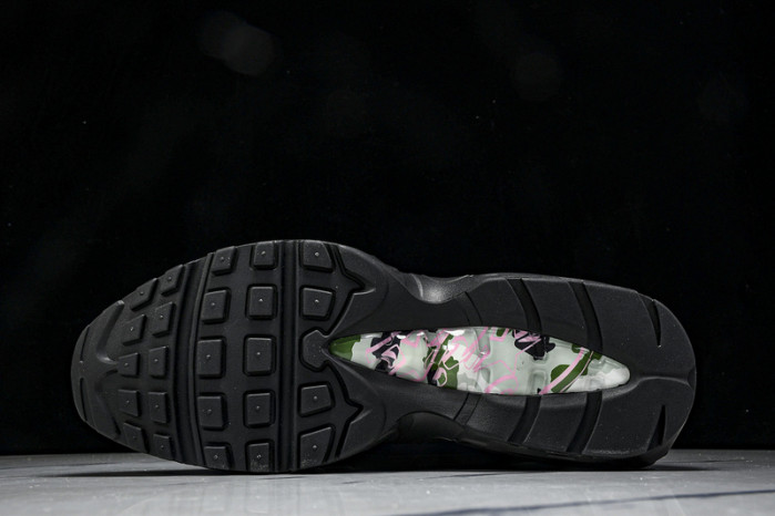 Nike Air Max 95 SP Corteiz Pink Beam FB2709-001