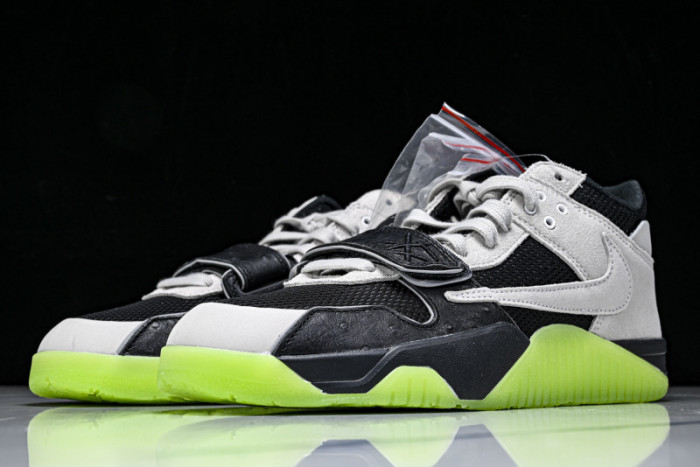 Chase B x Travis Scott x Jordan Jumpman Jack TR IH7971-001