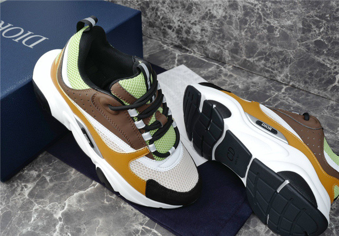 D10R B22 TRAINER SNEAKER