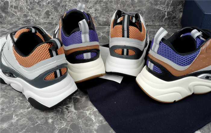 D10R B22 TRAINER SNEAKER
