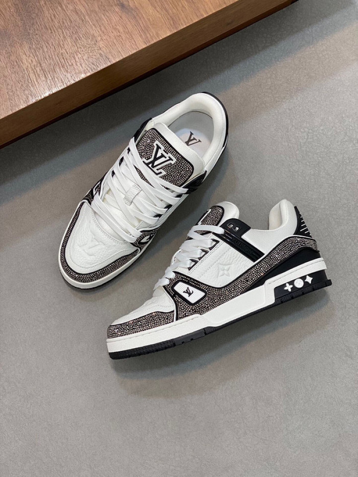 1V SNEAKERS 1V0425-024