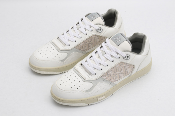 D10R B27 SNEAKERS