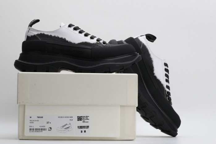 ALEXANDER MCQUEEN SNEAKERS MC896-779