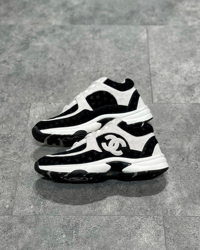 CHANE1 SNEAKER