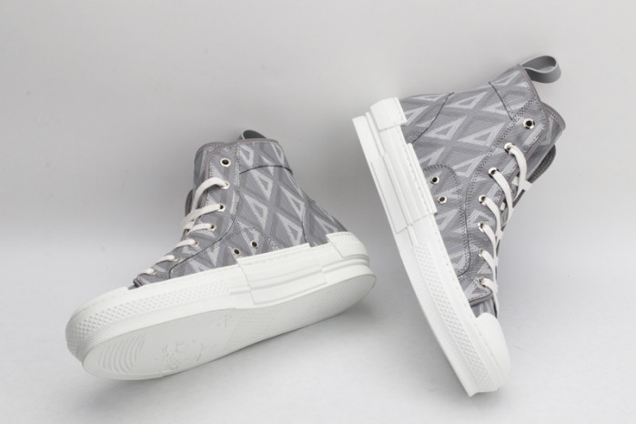D10R B23 Sneakers High Top