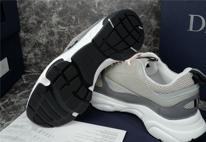 D10R B22 TRAINER SNEAKER