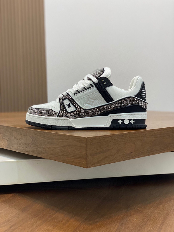 1V SNEAKERS 1V0425-024