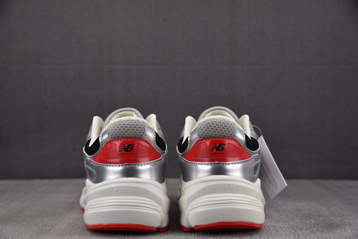 New Balance 990v6 Big Kid 