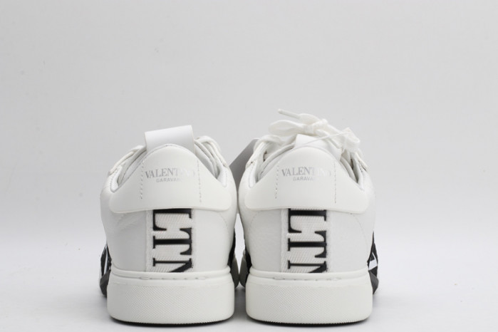 v*lentino sneakers
