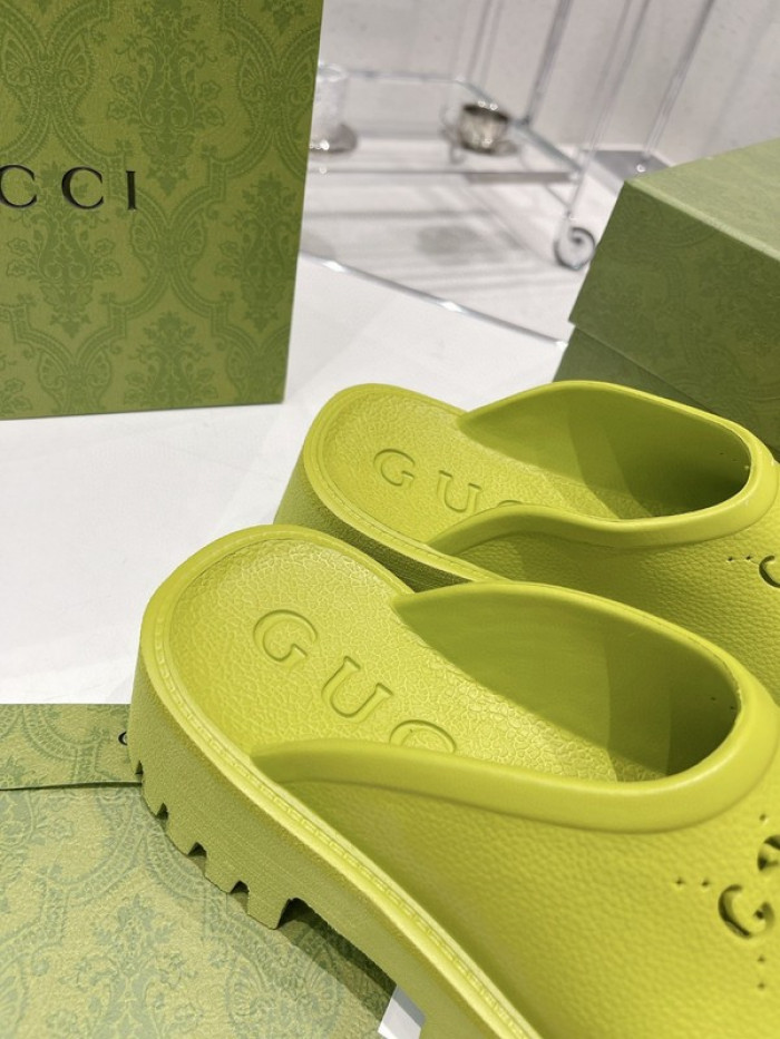 gucc slippers